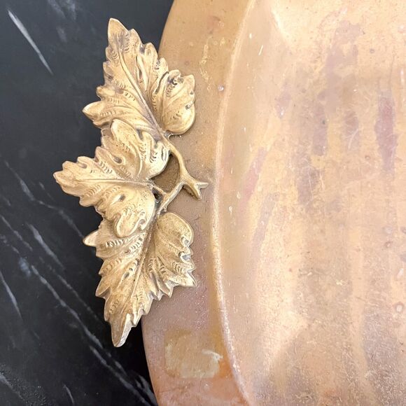 Vintage 10in Square Brass Tray Trinket Dish Ivy Leaf Handles Gold - Picture 5 of 9